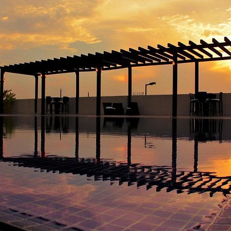 Hotel Trinitarias Suites Barquisimeto Exterior foto