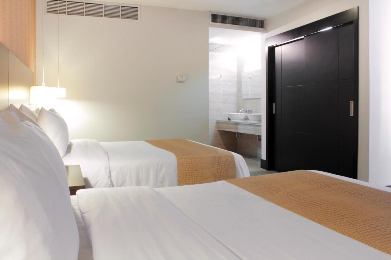Hotel Trinitarias Suites Barquisimeto Exterior foto