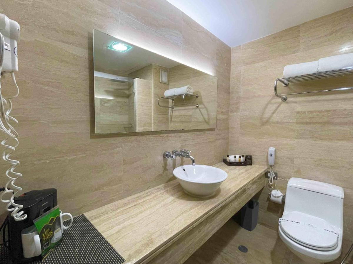 Hotel Trinitarias Suites Barquisimeto Exterior foto